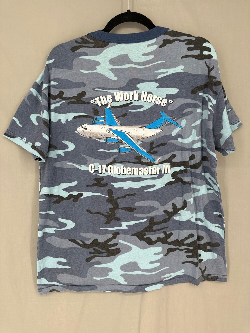 80s Vintage Shirt Mens Medium Blue Camouflage Globemaster Air Force Boeing Plane